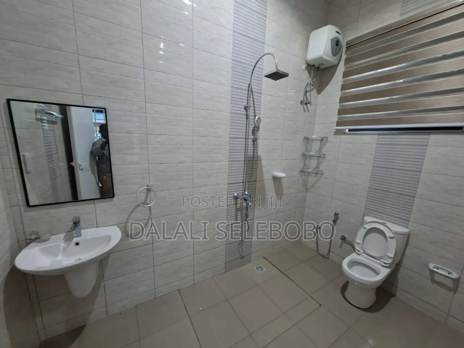 2bdrm Bungalow in Kimara Stop Over for rent