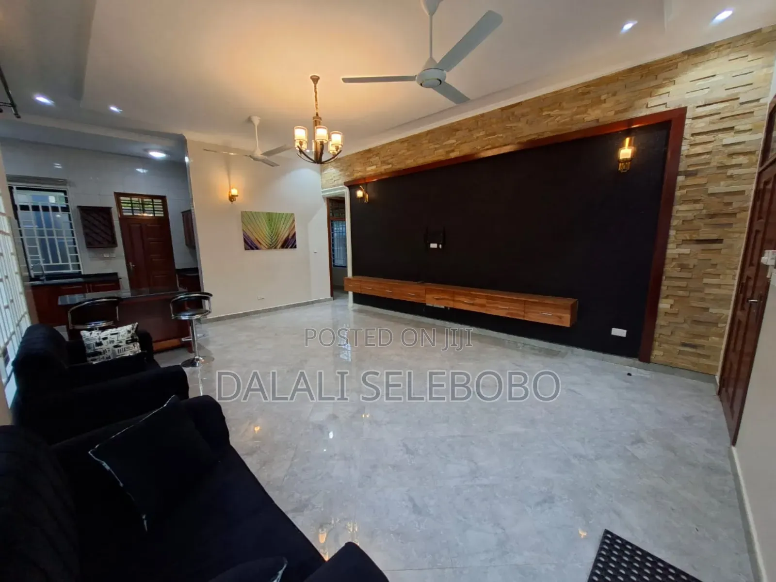 2bdrm Bungalow in Kimara Stop Over for rent