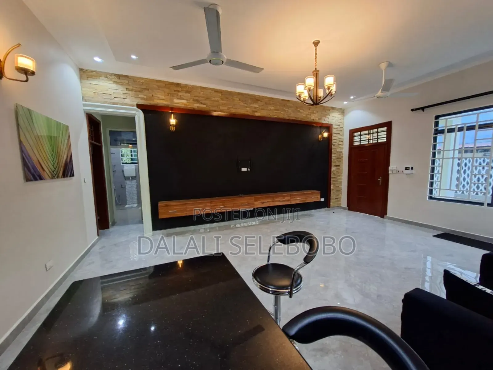 2bdrm Bungalow in Kimara Stop Over for rent