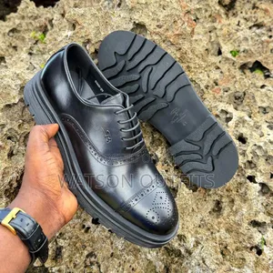 Men's Leather Shoes Upper Leather Top Brand Very Stylish