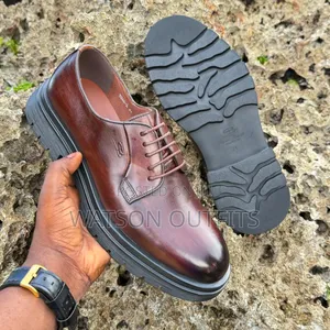 Men's Leather Shoes Upper Leather Top Brand Very Stylish