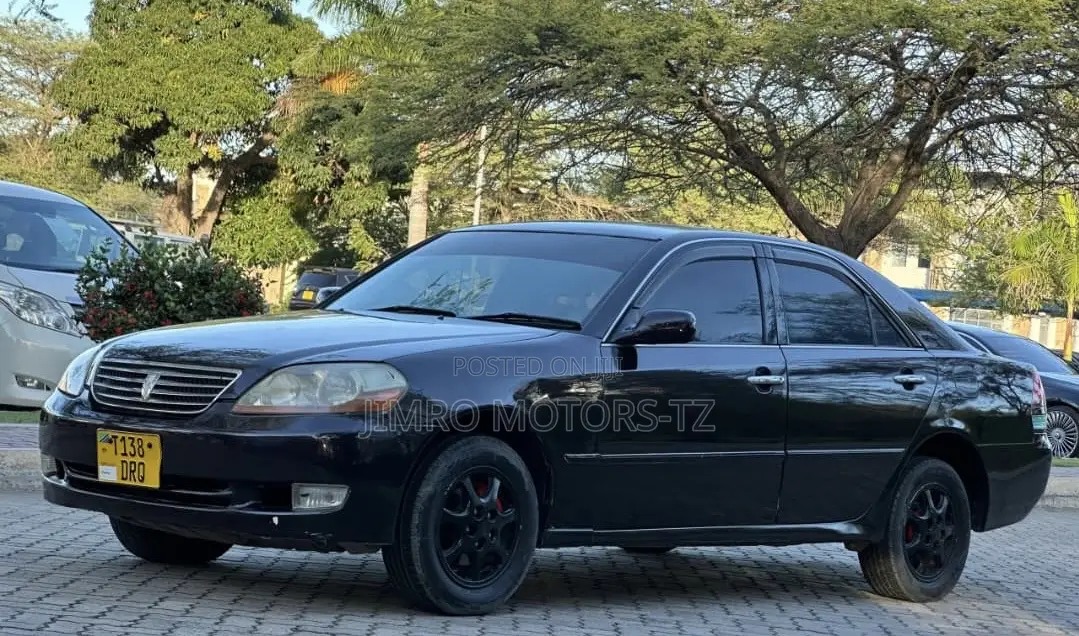 Toyota Mark II 2004 Purple
