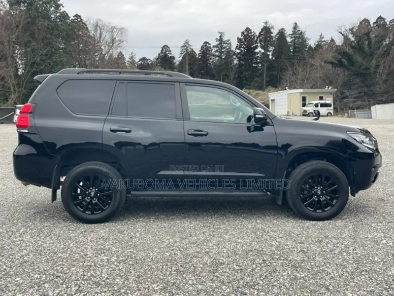Toyota Land Cruiser Prado 2020 Black