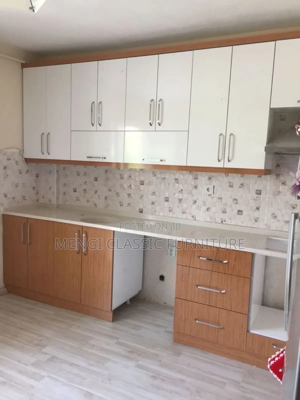 Kitchen Cabinets Bei Kulingana Na Ukubwa Wa Jiko Lako
