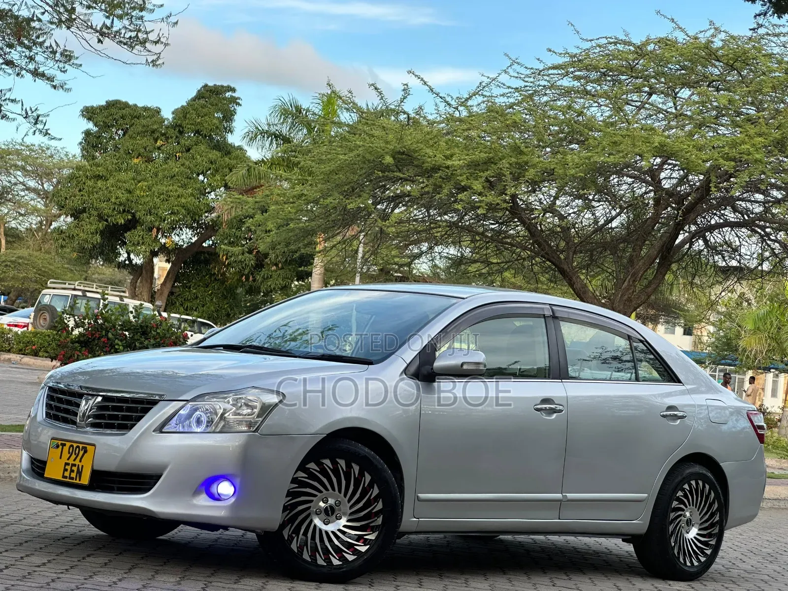 Toyota Premio 2010 Silver