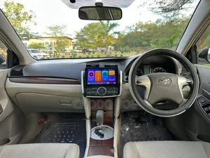 Toyota Premio 2010 Silver