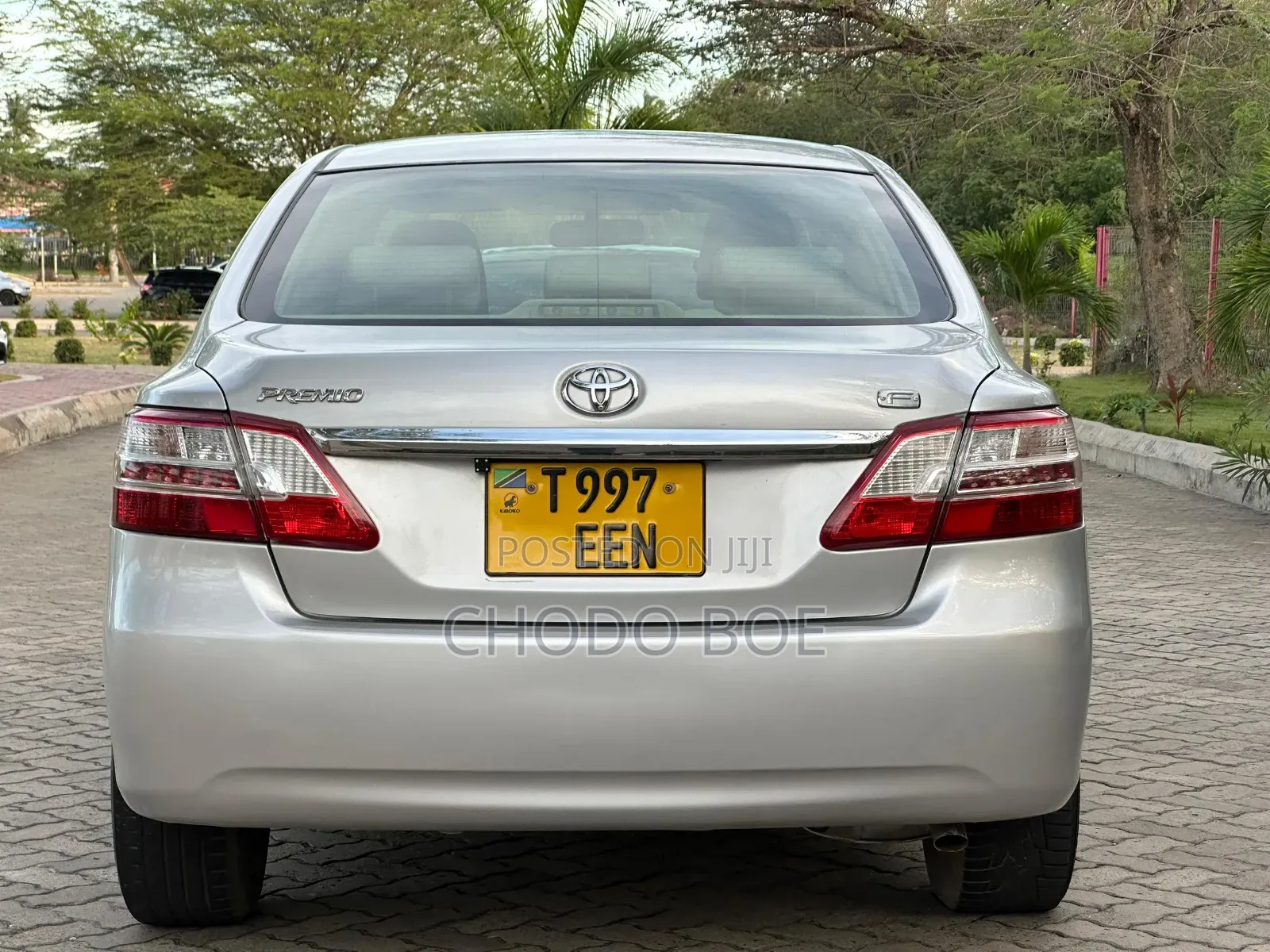 Toyota Premio 2010 Silver
