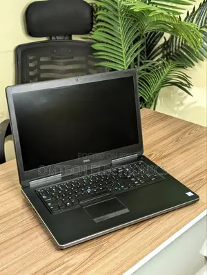 Laptop Dell Precision 17 7720 16GB Intel Core i7 SSD 512GB