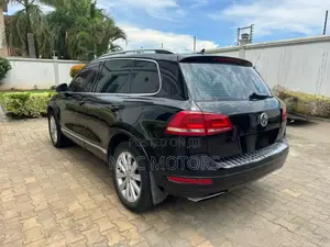 Volkswagen Touareg 2015 Black