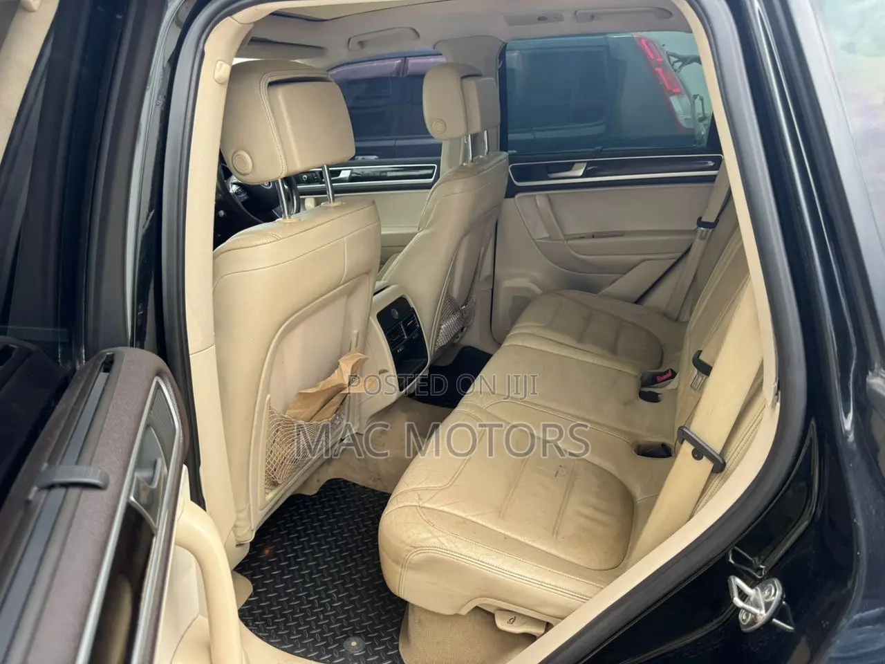 Volkswagen Touareg 2015 Black