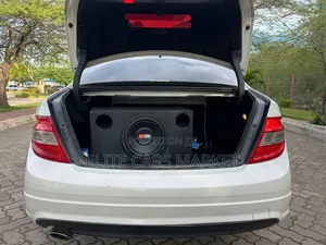 Mercedes-Benz C-Class 2009 White