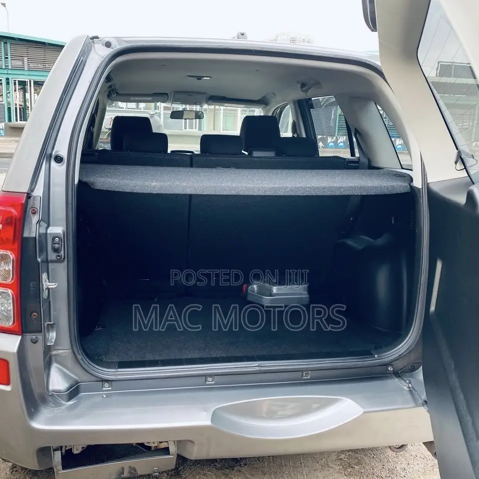 Suzuki Escudo 2008 Gray