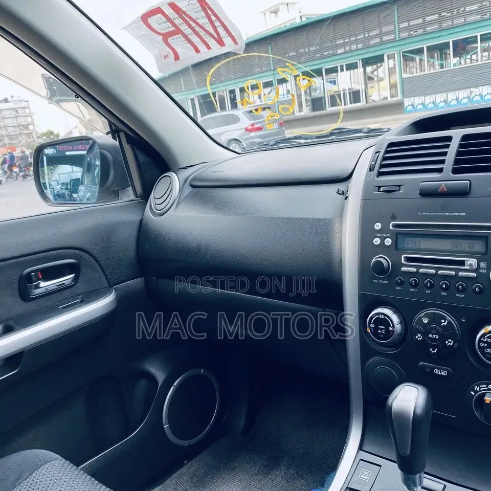 Suzuki Escudo 2008 Gray