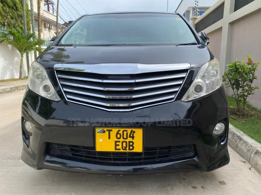 Toyota Vellfire 2010 Black