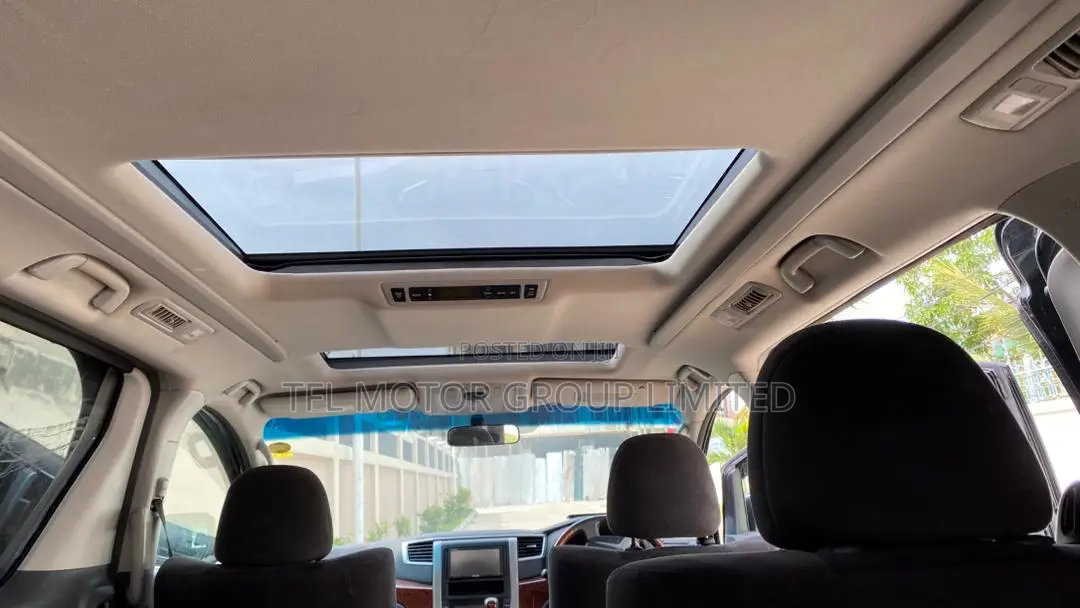 Toyota Vellfire 2010 Black