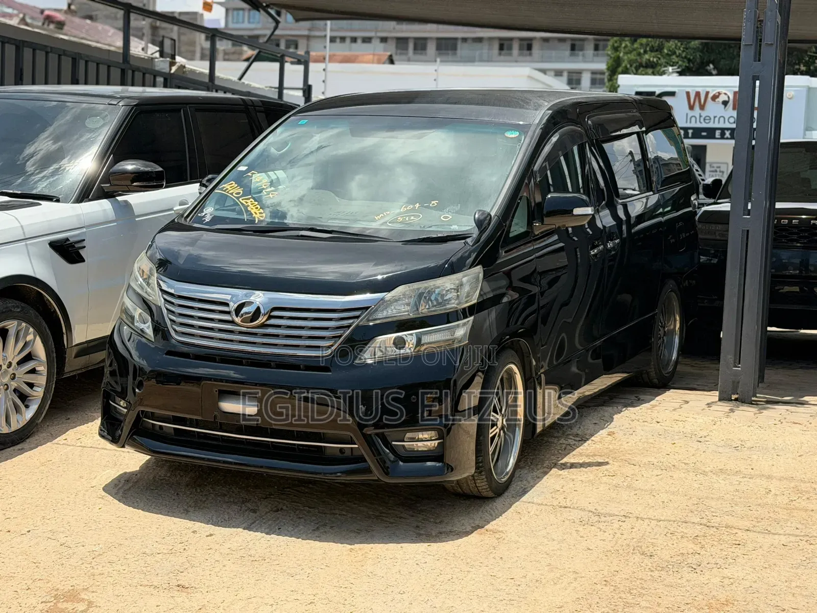 Toyota Vellfire 2010 Black