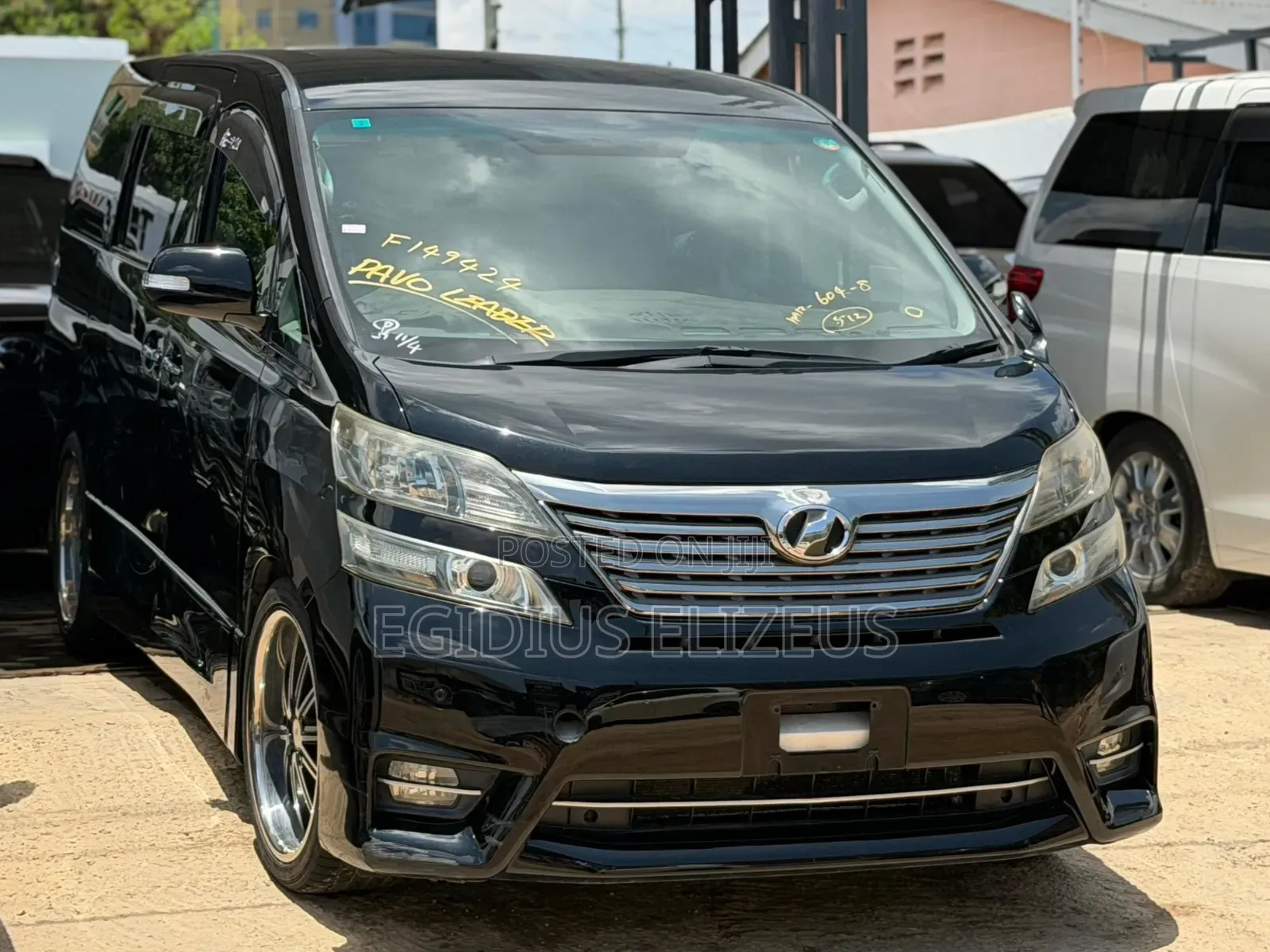 Toyota Vellfire 2010 Black