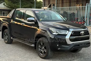 Toyota Hilux 2020 Black