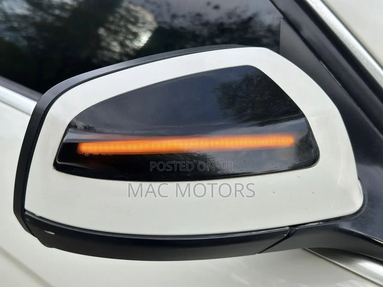 Mercedes-Benz C200 2009 White