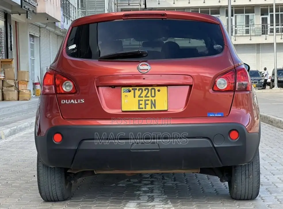 Nissan Dualis 2009 Maroon