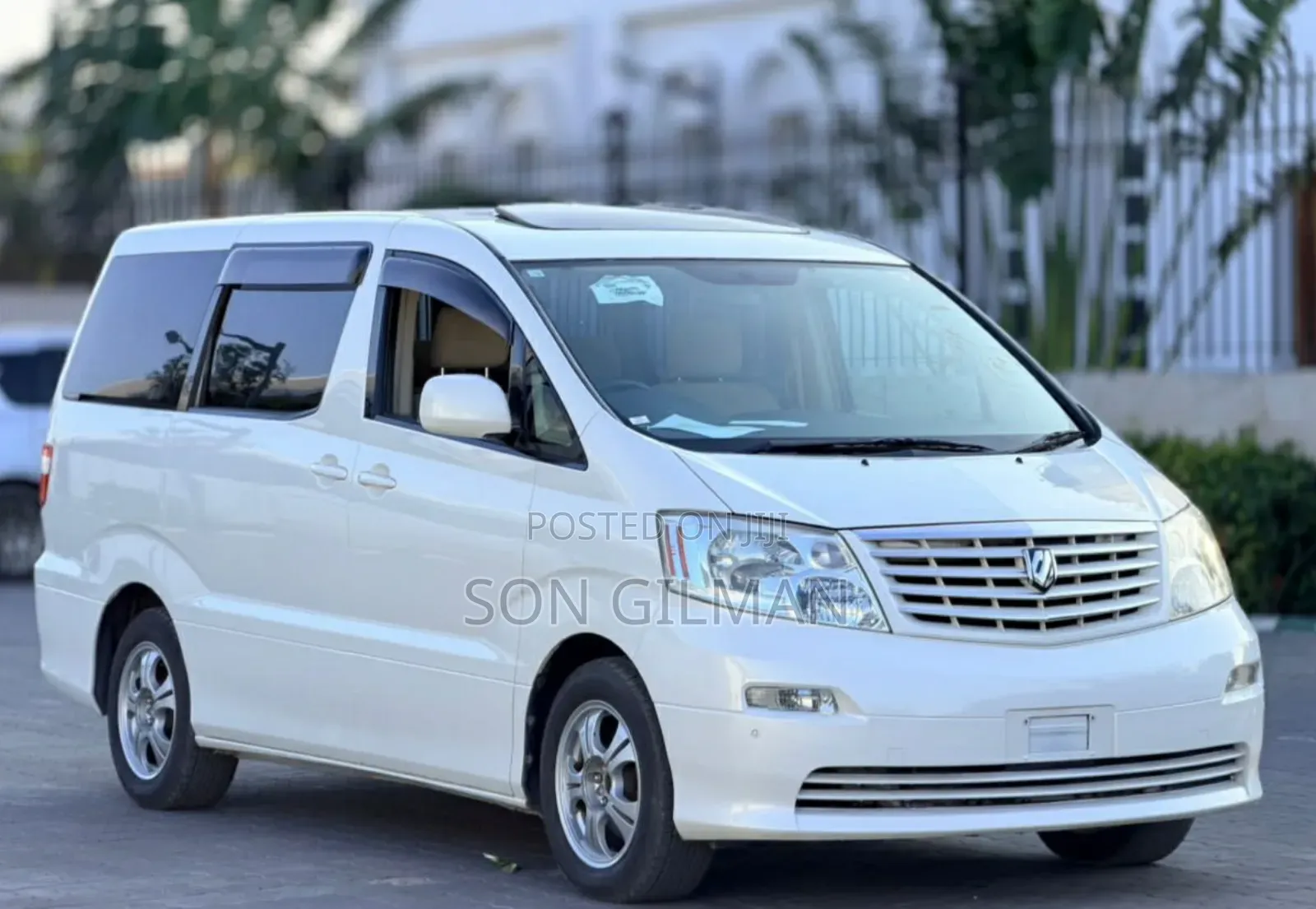 Toyota Alphard 2004 White