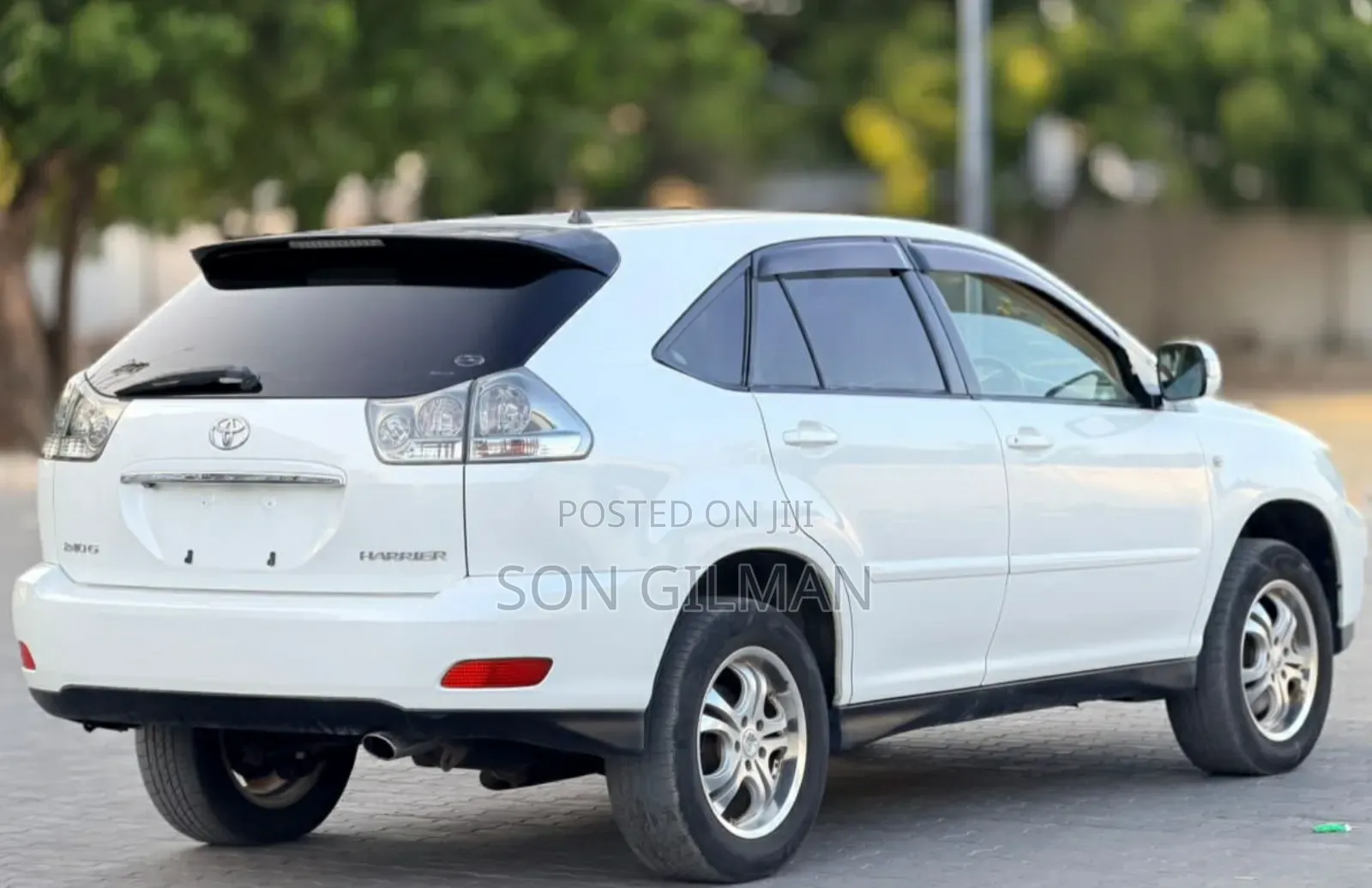 Toyota Harrier 2004 White