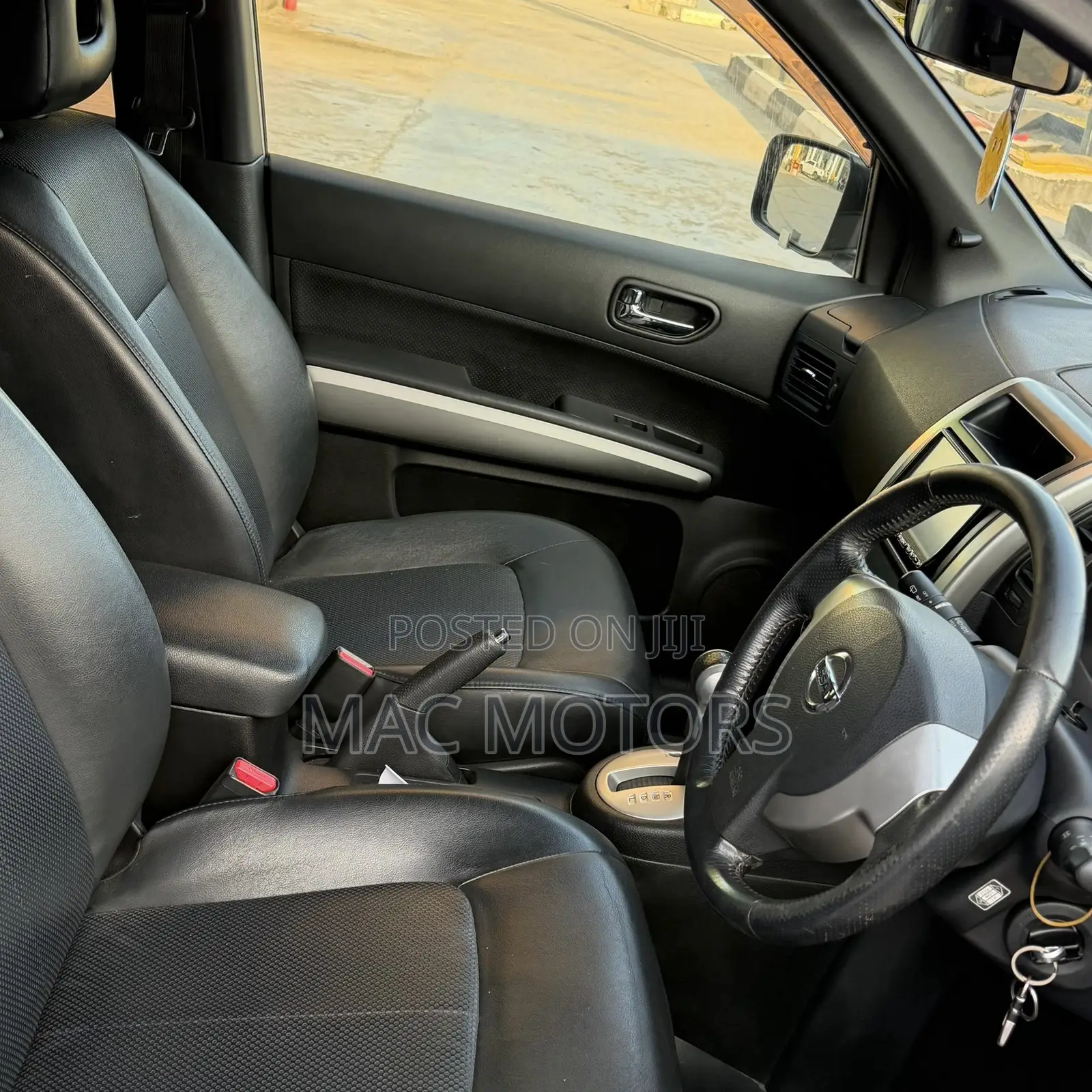 Nissan X-Trail 2011 Silver