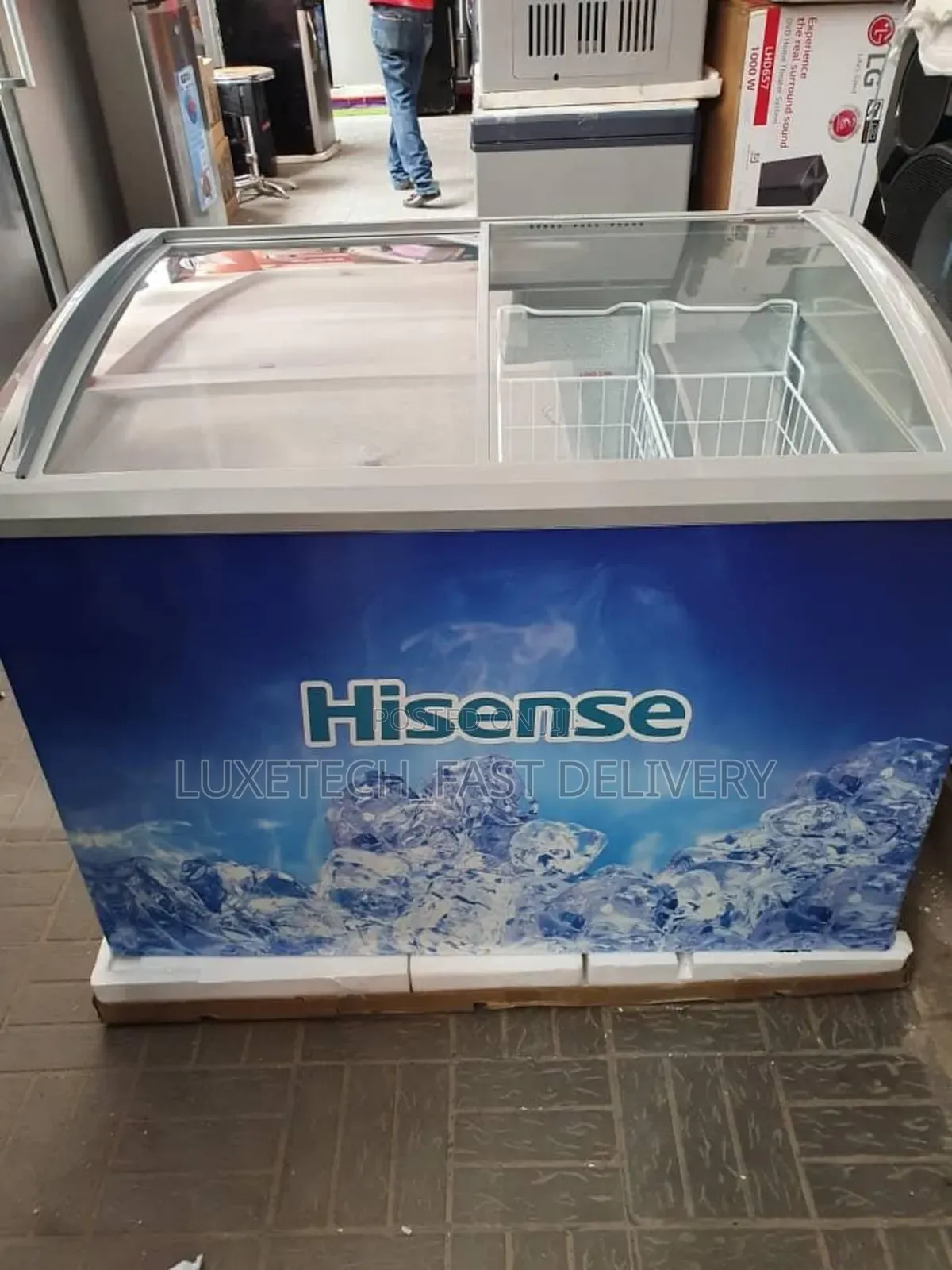 Hisense Commercial Showcase Freezer 300-Litres