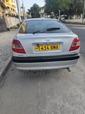 Toyota Avensis 1.8 1998 Gray