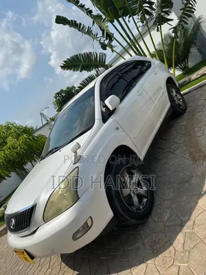 Toyota Harrier 2004 White