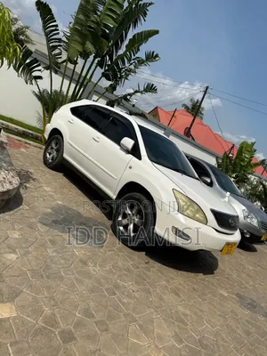 Toyota Harrier 2004 White