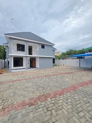 7bdrm House in Masaki for rent