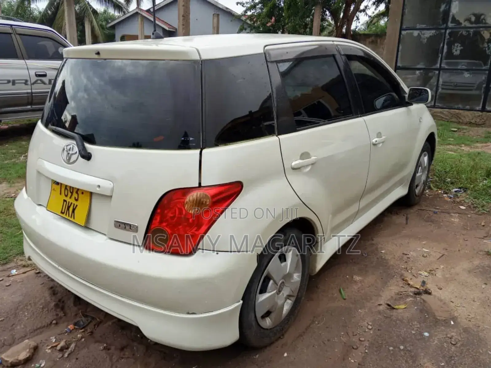 Toyota IST 2003 White