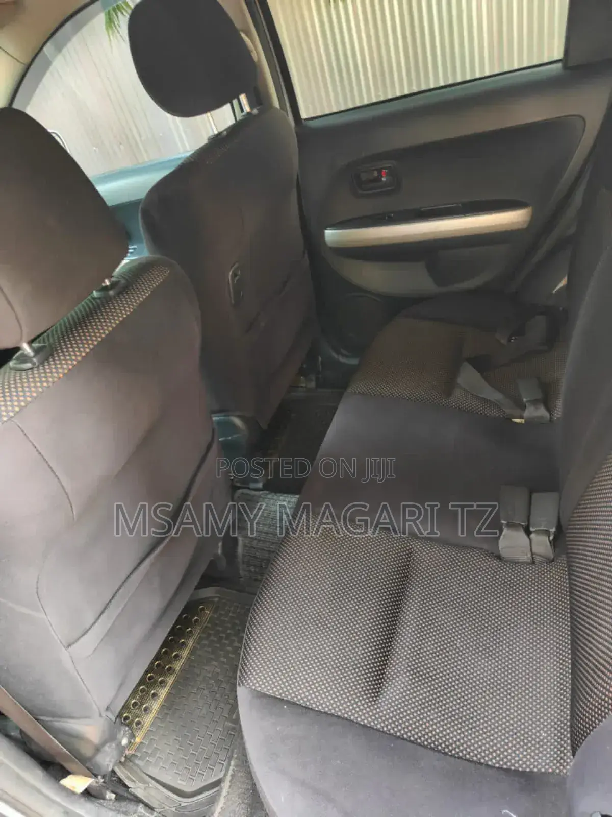 Toyota IST 2003 Silver