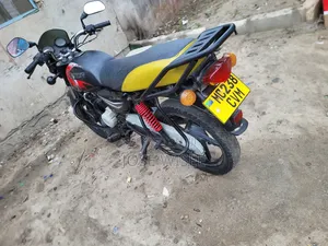 Bajaj Boxer X125 2025 Black