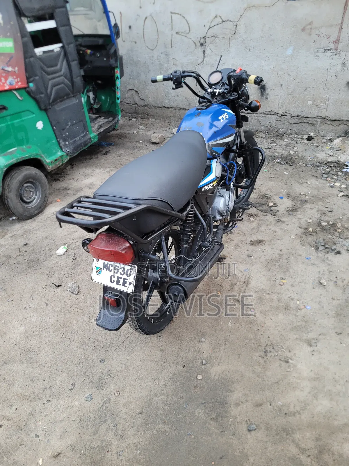 TVS HLX 125 2025 Blue