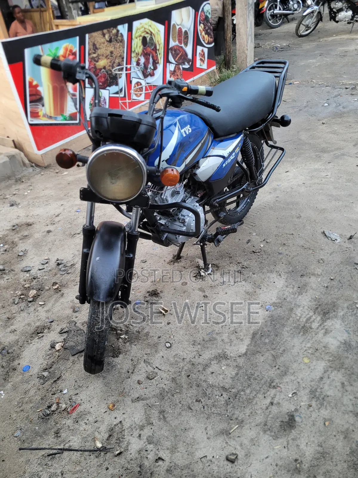 TVS HLX 125 2025 Blue