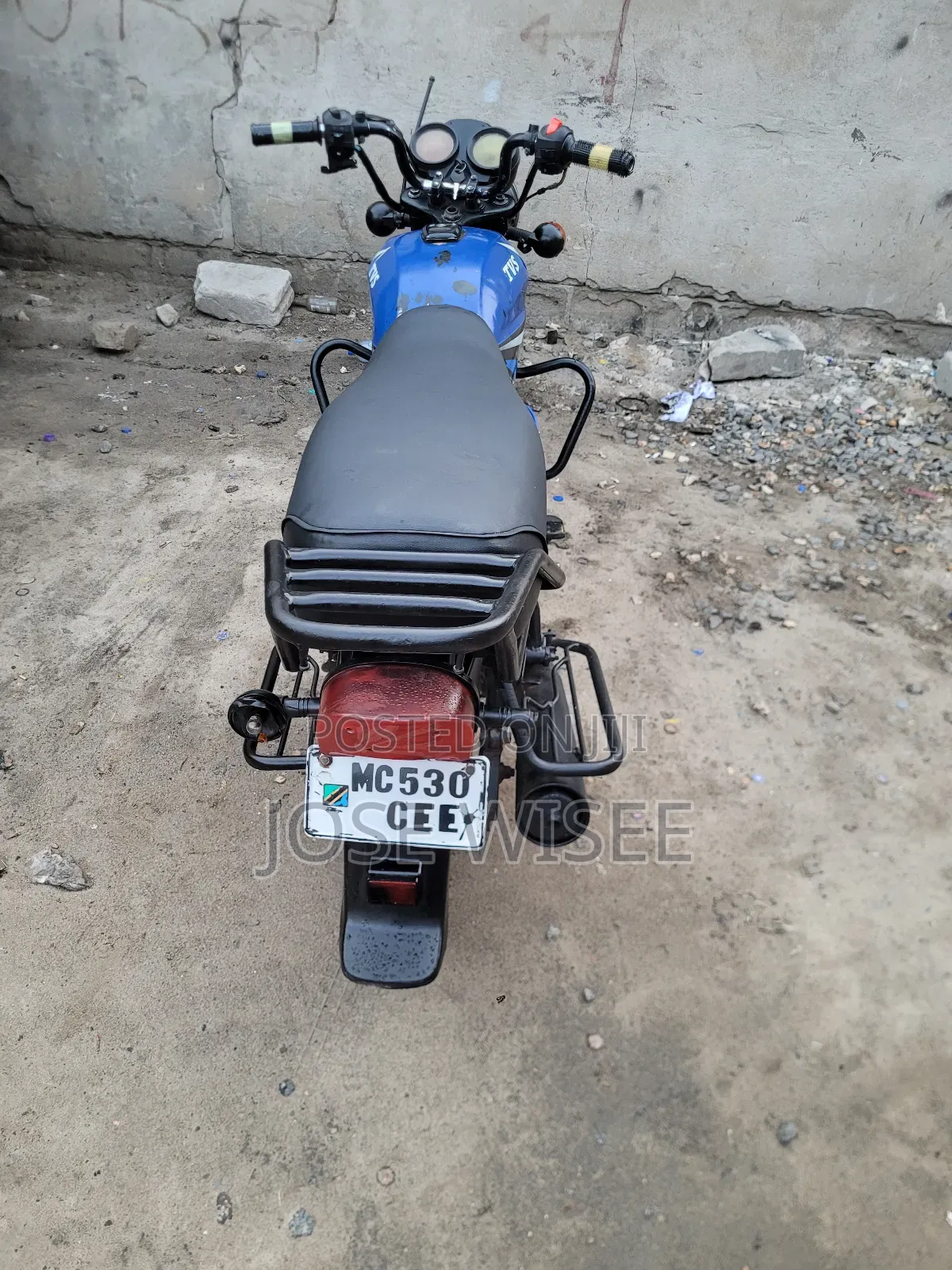 TVS HLX 125 2025 Blue