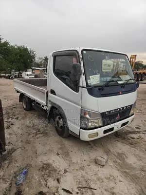 Mitsubishi Canter 2006 White