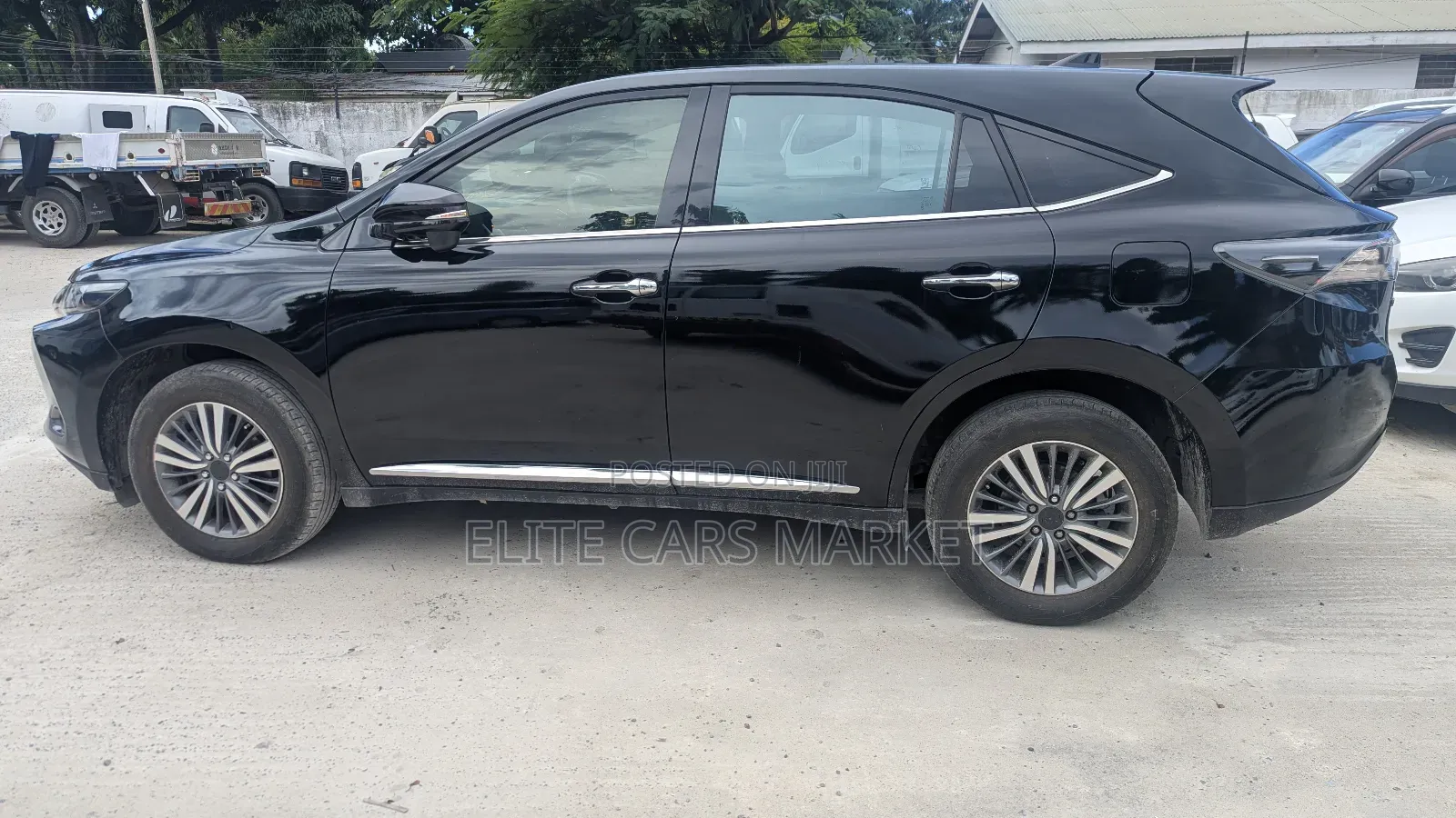Toyota Harrier 2015 Black