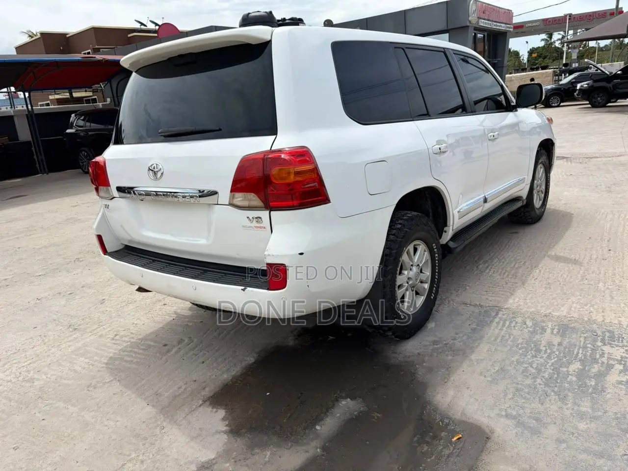 Toyota Land Cruiser 2015 White