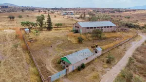Kiwanda Kinauzwa Mbeya Kiwanda Cha Chokaa Ukubwa Acre 68