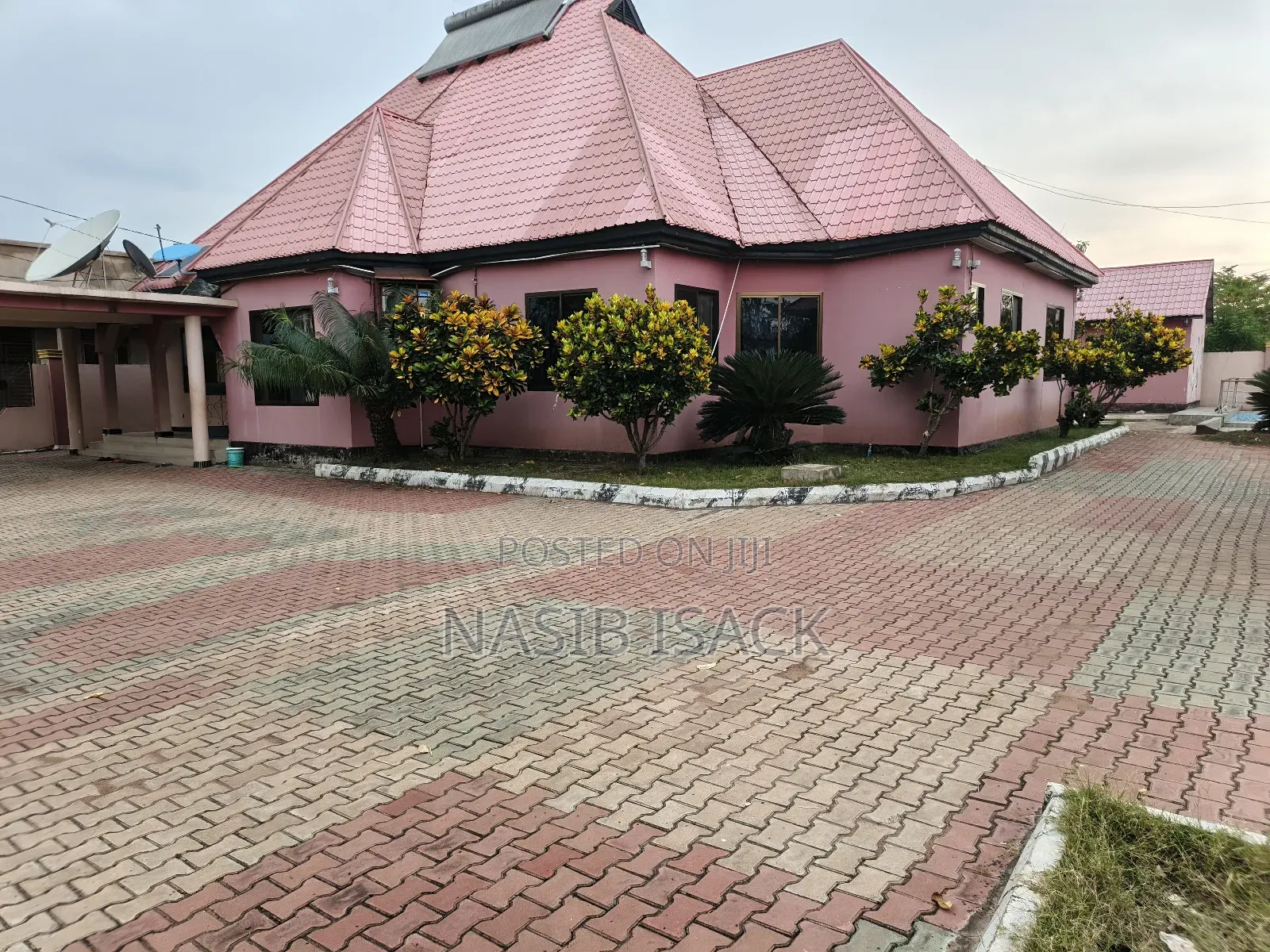Lodge/Bar for Sale Mwanza Luchelele