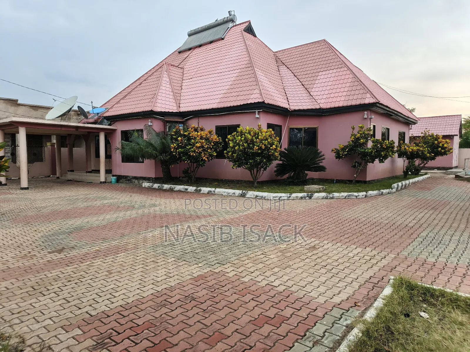 Lodge/Bar for Sale Mwanza Luchelele