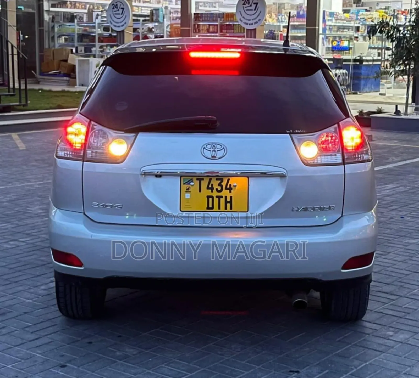 Toyota Harrier 2003 Silver