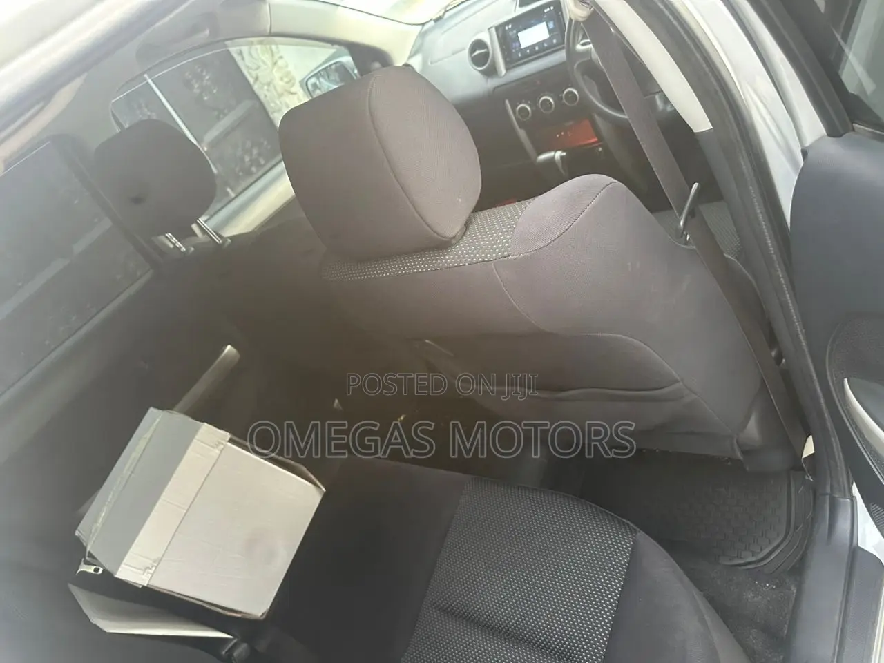 Toyota IST 2004 Pearl
