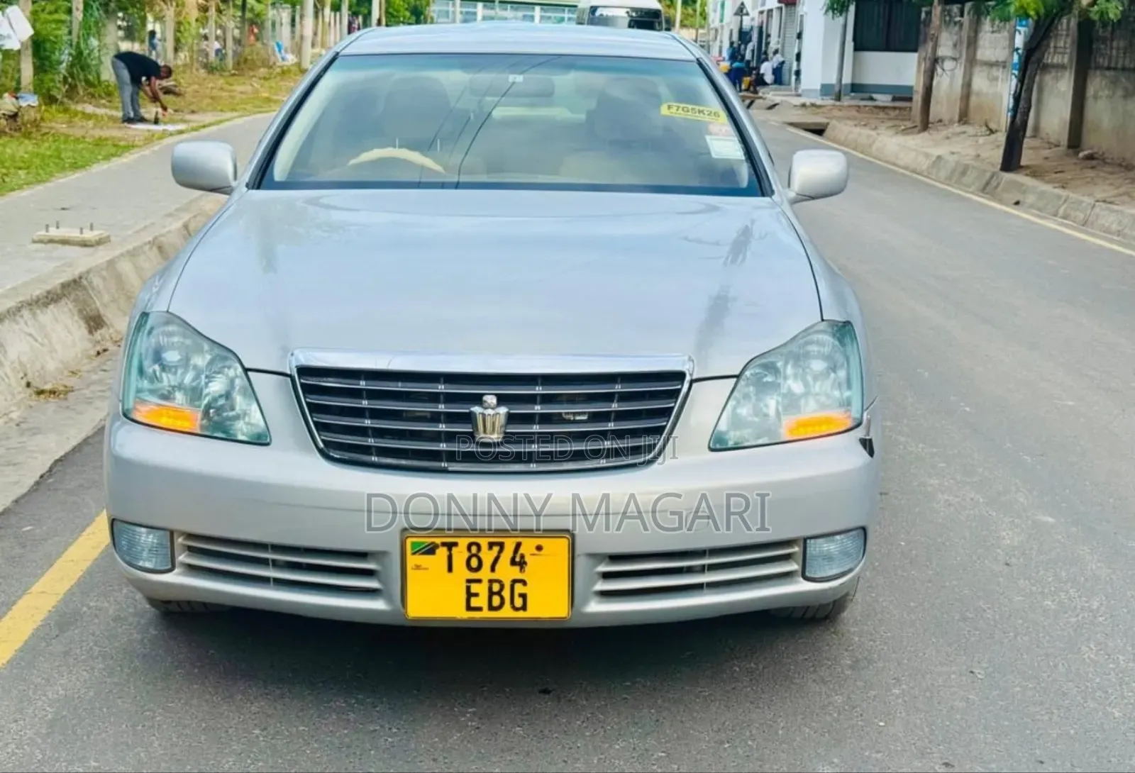 Toyota Crown 2006 Silver