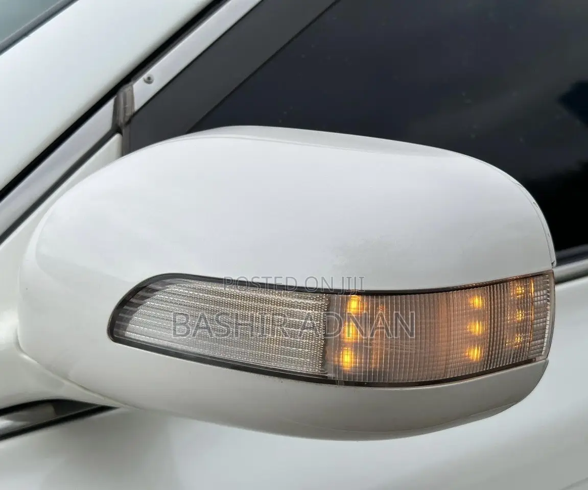 Toyota Crown 2006 White