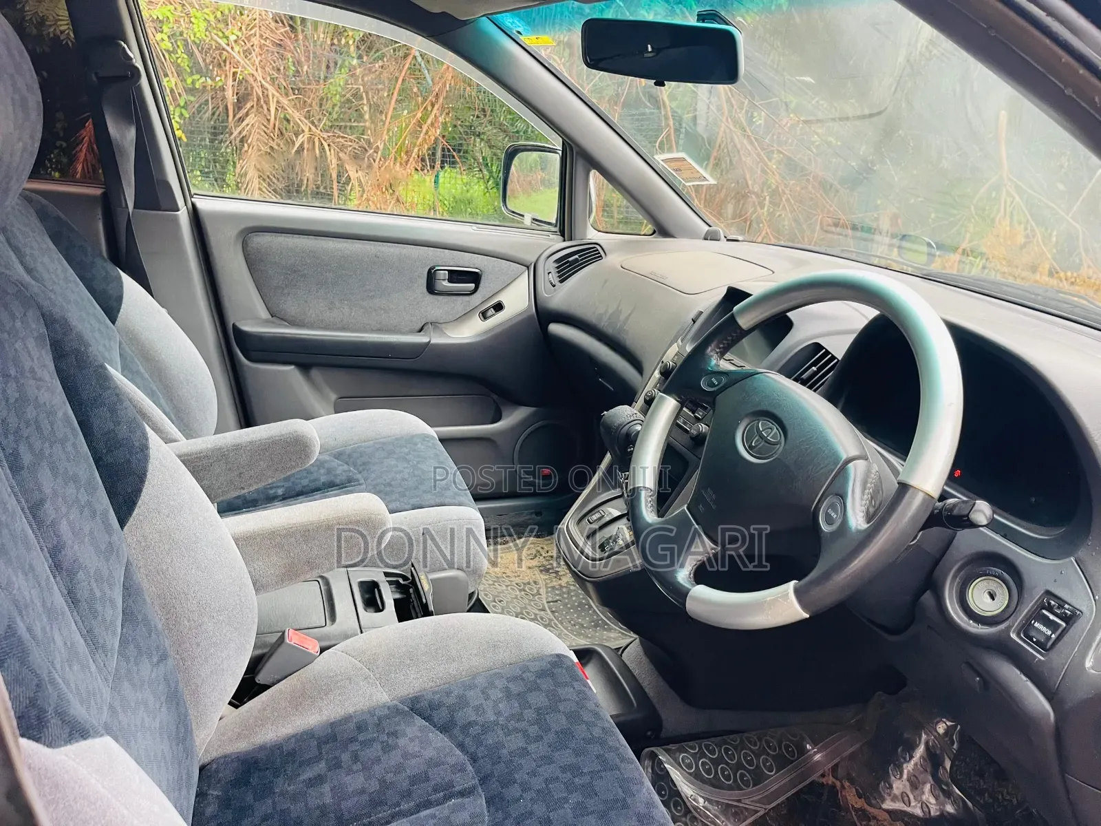 Toyota Harrier 2005 Black