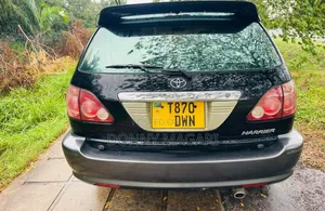 Toyota Harrier 2005 Black